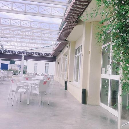 Hostal los Ángeles La Puebla de Cazalla Exterior foto