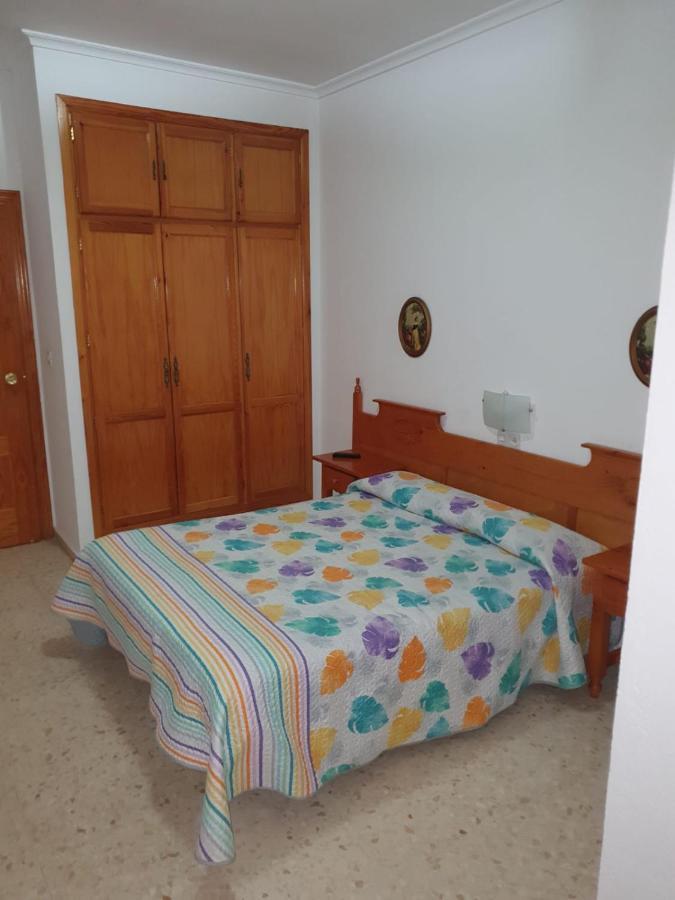 Hostal los Ángeles La Puebla de Cazalla Exterior foto