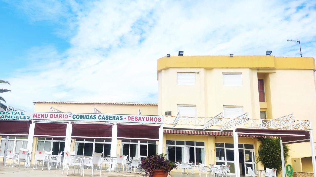 Hostal los Ángeles La Puebla de Cazalla Exterior foto
